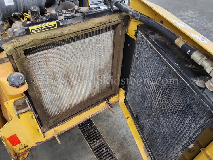 deere-ct332-image-35