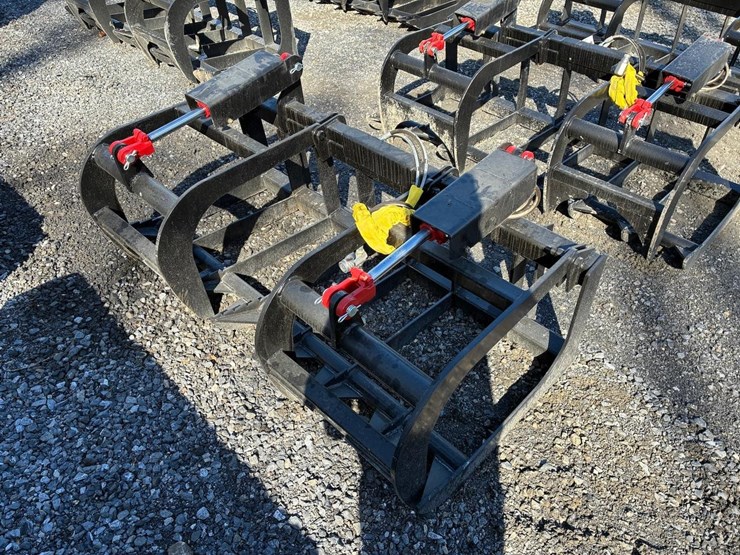 wildcat-60"-skid-steer-root-grapple-image-4