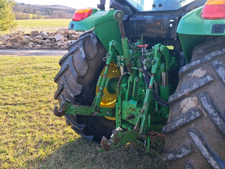 2010-john-deere-6230-image-25