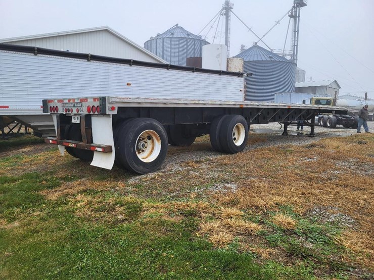 transcraft-eagle-superbeam-aluminum-tandem-axle-flatbed-semi-trailer-image-2