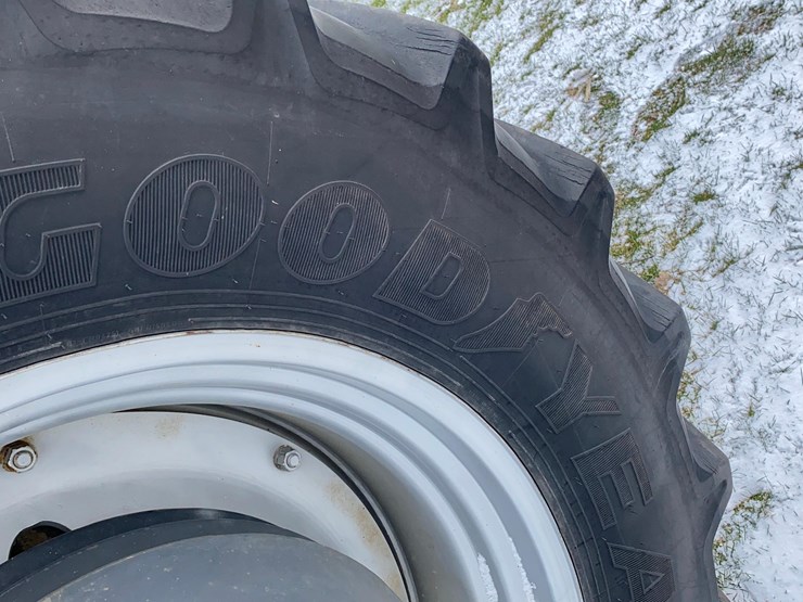 case-ih-125-image-69