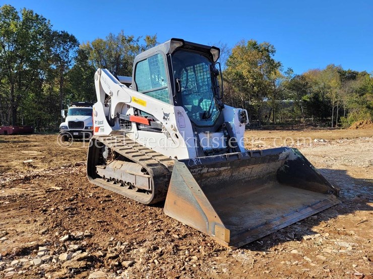2021-bobcat-t740-image-6