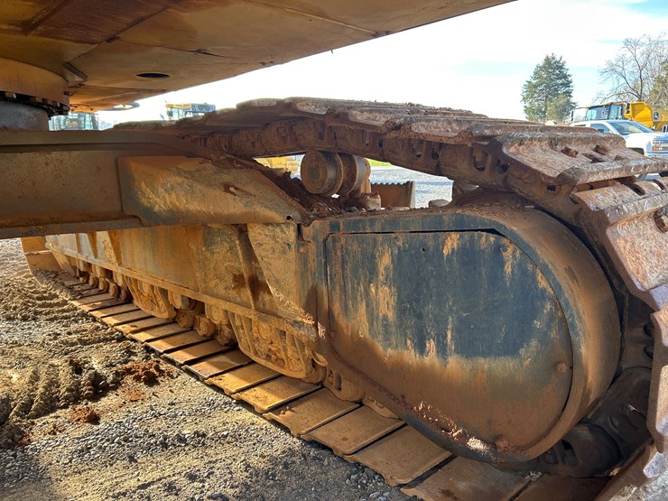 2006-deere-650d-lc-image-62