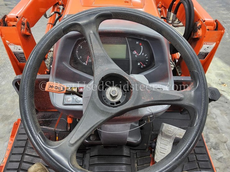 2017-kubota-l3560-image-39
