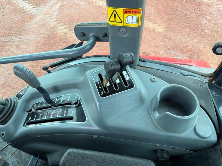 massey-ferguson-1736-image-45