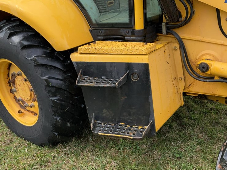 #360-•-2000-komatsu-4x4-utility-backhoe-image-66