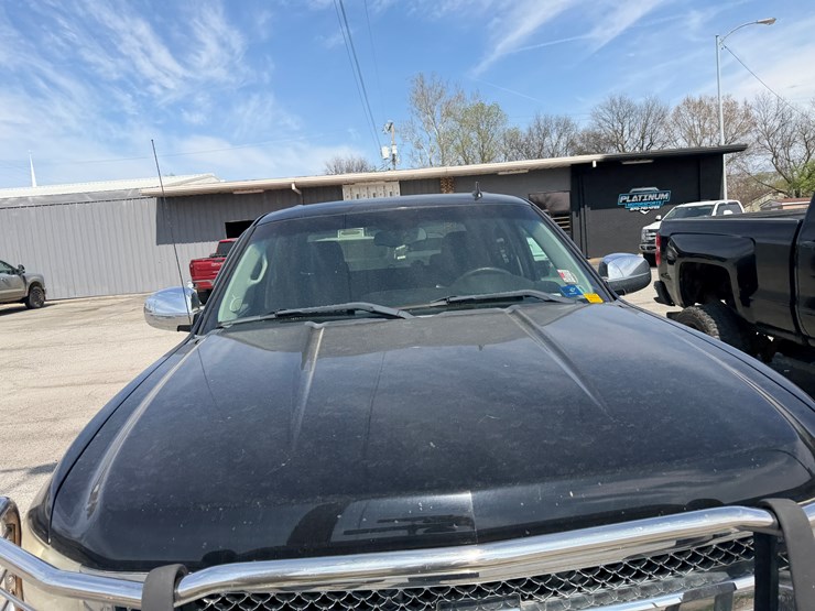 2012-chevrolet-silverado-1500-image-28