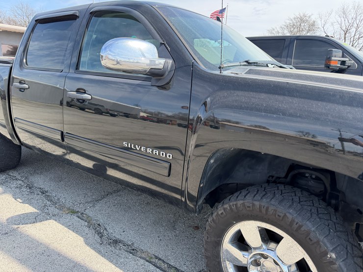 2012-chevrolet-silverado-1500-image-31