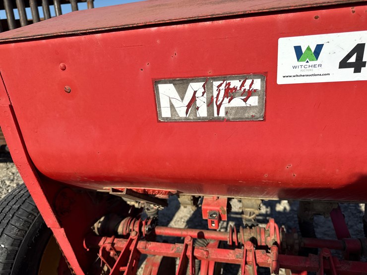 massey-ferguson-33-image-15