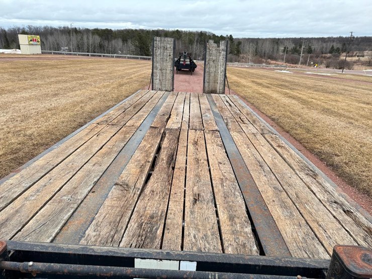 #193-•-lot-193-image-35