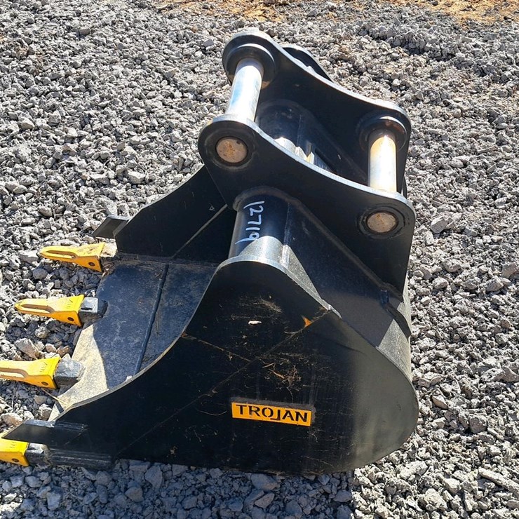 #319 • Trojan Excavator Bucket