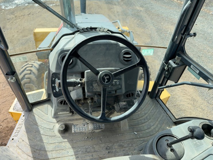 2012-deere-410k-image-26