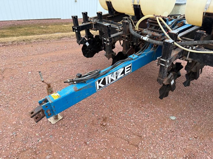 kinze-pt4-image-12