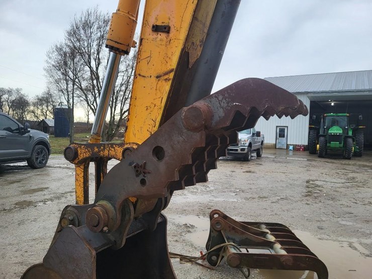 hyundai-robex-130-lc-image-10