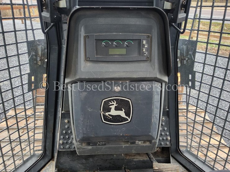 2017-deere-650k-image-53