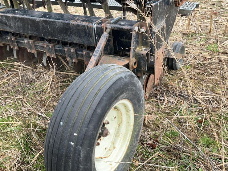 #704-•-best-grain-drill-image-23