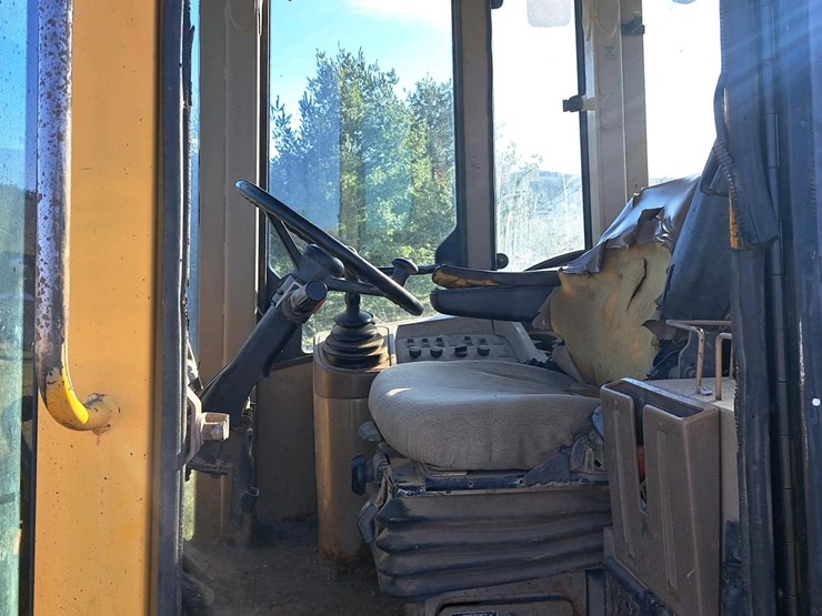 1997-john-deere-444h-image-17