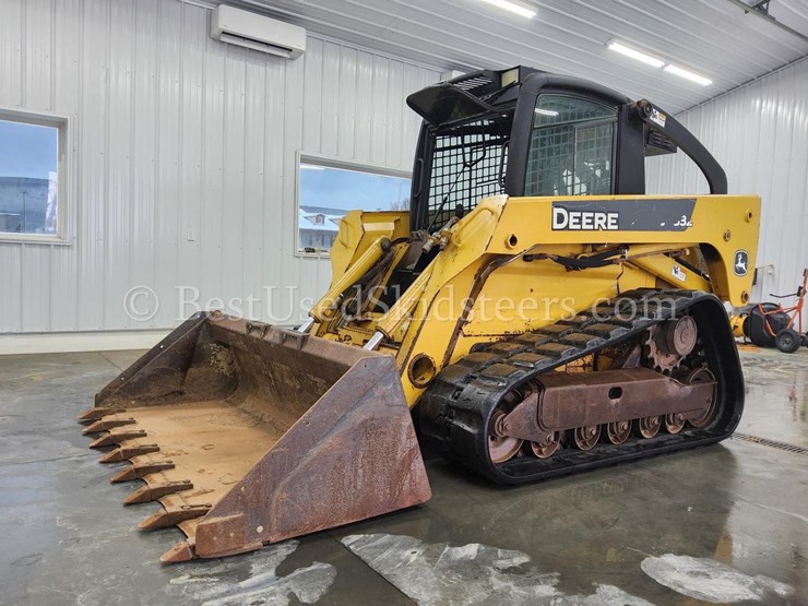 deere-ct332-image-2