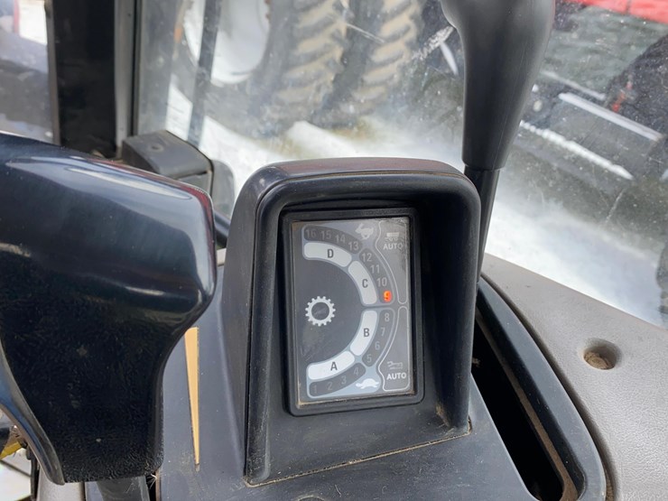 case-ih-125-image-52