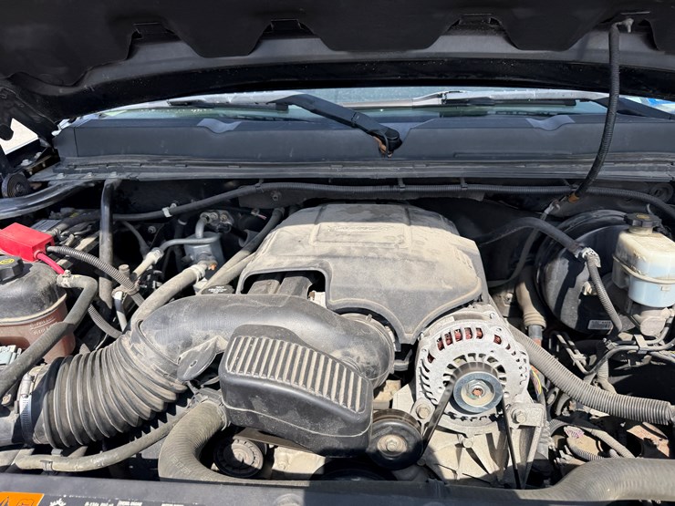 2012-chevrolet-silverado-1500-image-46