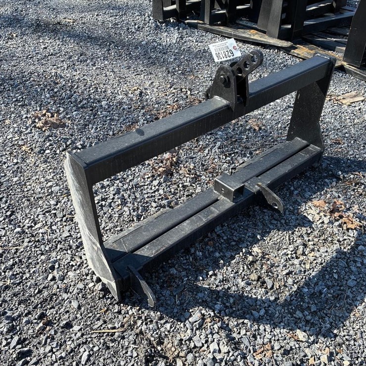 Wildcat Skid Steer Quick Attach to 3PT Adaptor