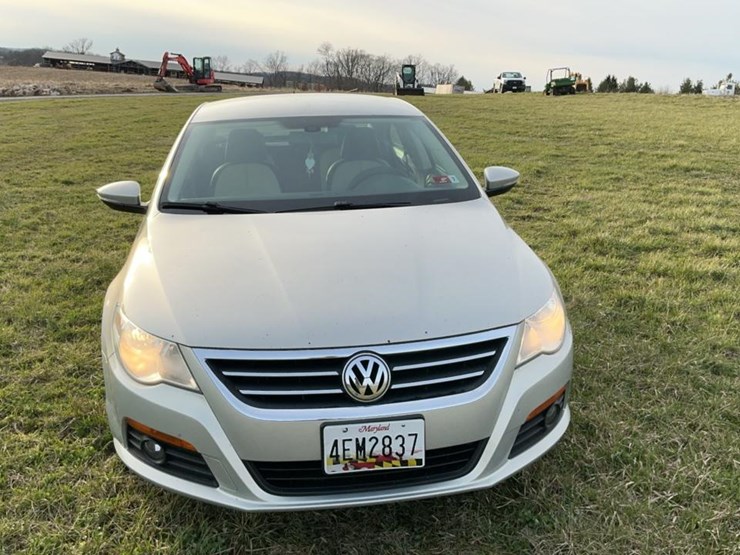 #510-•-2009-volkswagen-passat-image-8