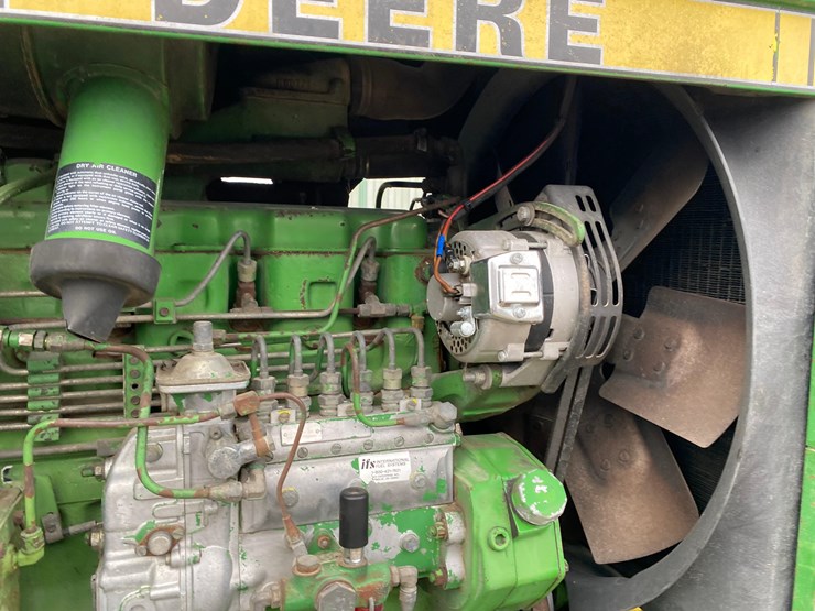 john-deere-4640-image-31