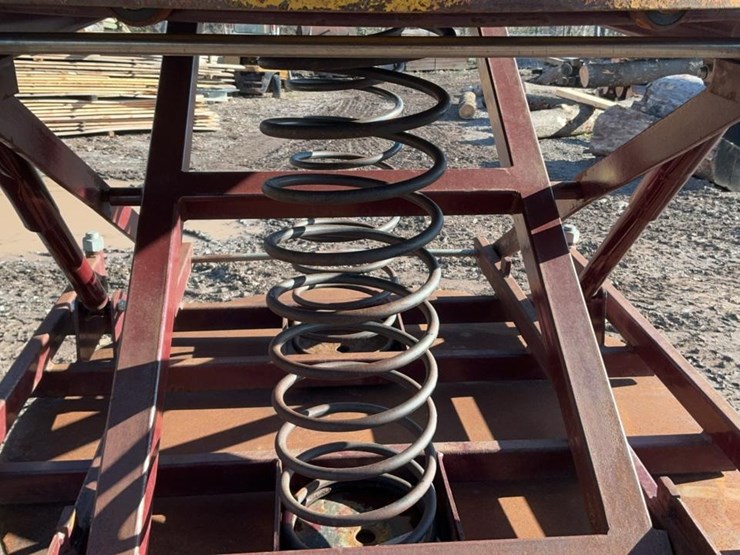 #209-•-pallet-lumber-stackers-image-8