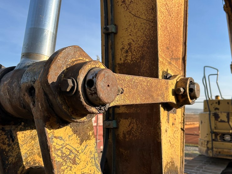 2004-caterpillar-321c-image-26