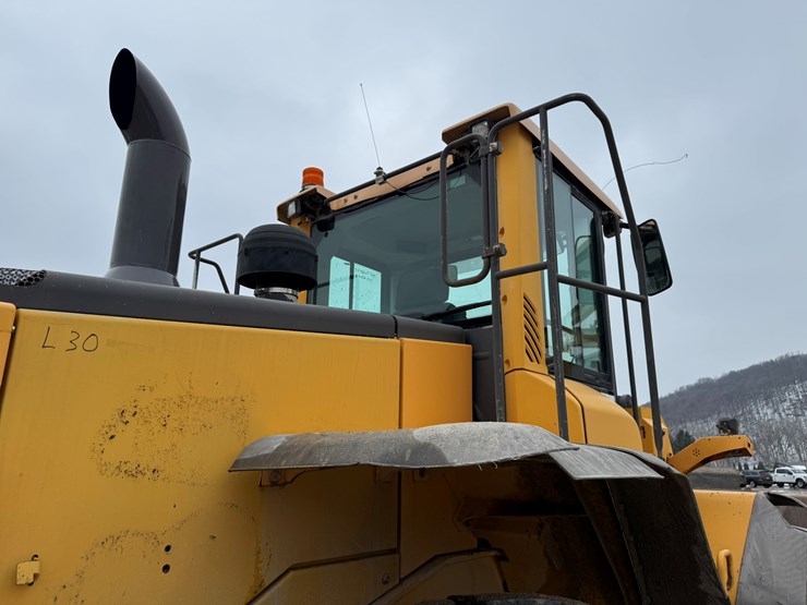 2007-volvo-l120f-image-19