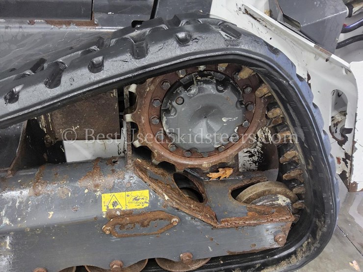 2021-bobcat-t64-image-16