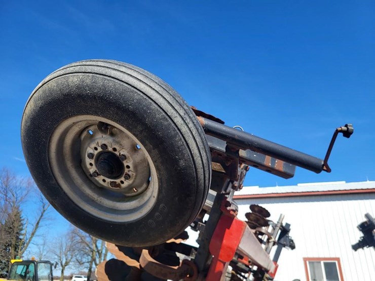 case-ih-true-tandem-330-turbo-image-82