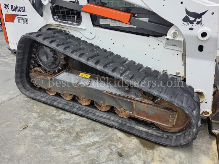 2022-bobcat-t770-image-16