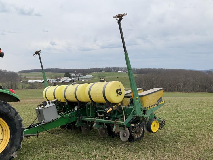 john-deere-6-image-1