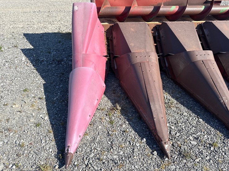 case-ih-1083-image-23