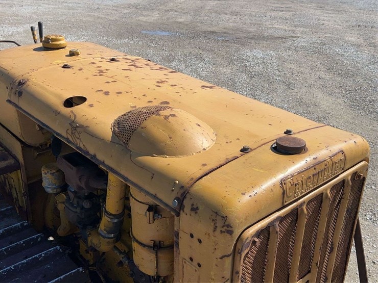 caterpillar-r2-image-10