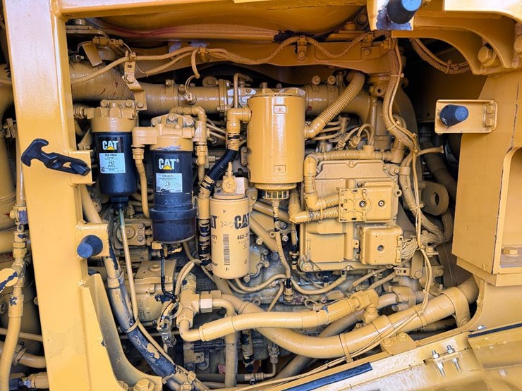 2018-caterpillar-950gc-image-38