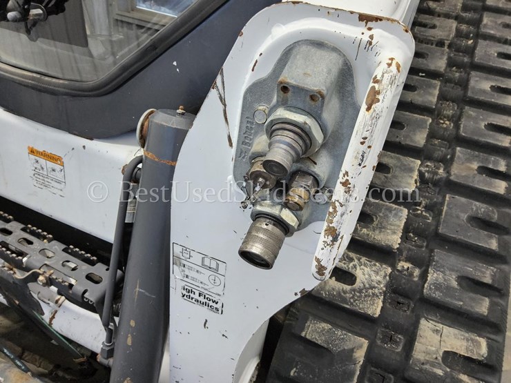 2020-bobcat-t770-image-22