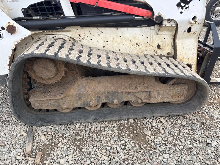 bobcat-t630-image-31