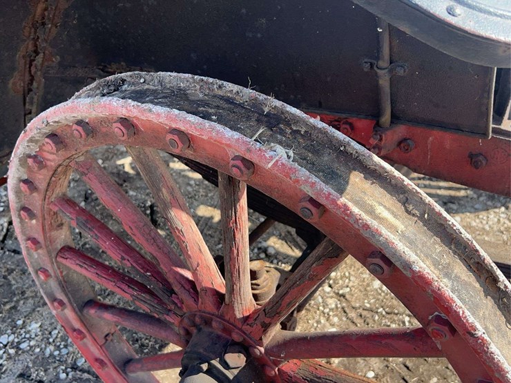 international-highwheeler-image-24