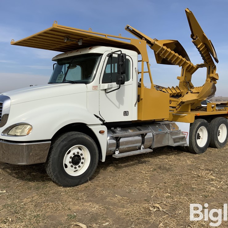 2006 FREIGHTLINER COLUMBIA 120