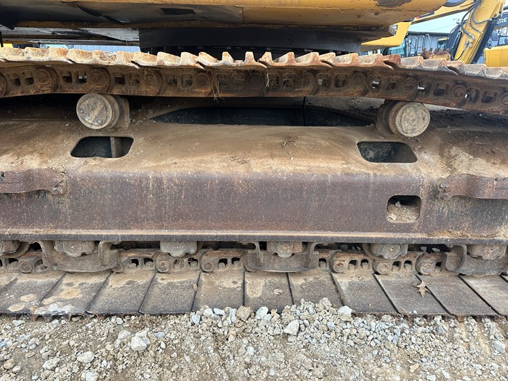 2013-john-deere-9-image-57