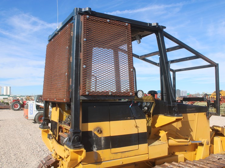 1990-komatsu-d37e-image-28