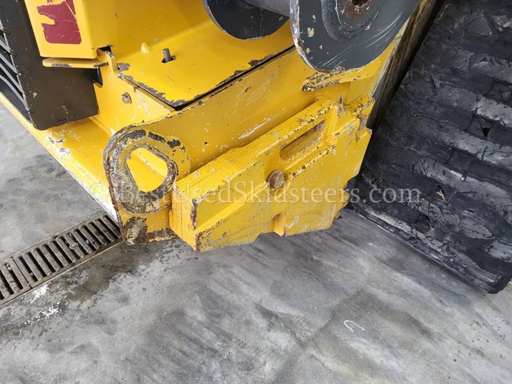 2014-deere-333e-image-24