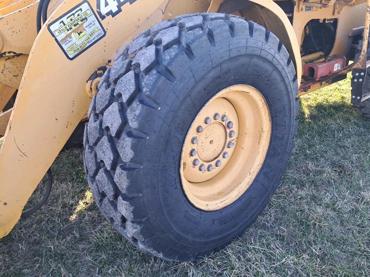 1997-john-deere-444h-image-36