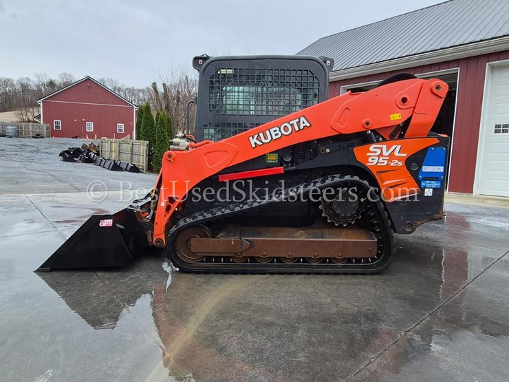 2021-kubota-svl95-2-skid-steer-loader-image-1