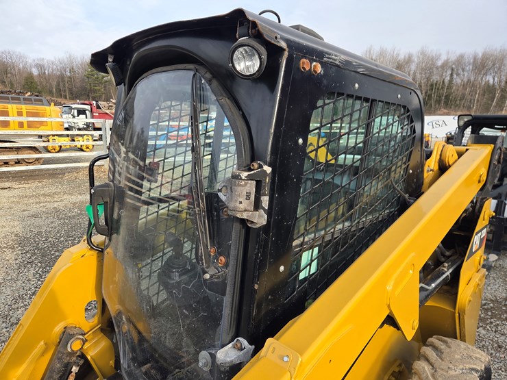 massey-ferguson-8-image-35