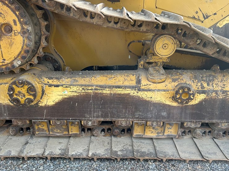 2015-caterpillar-d6t-lgp-image-87