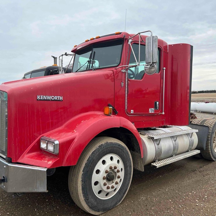 2010 KENWORTH T800