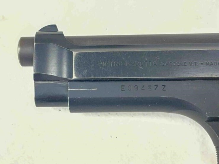 beretta-pistol-image-2